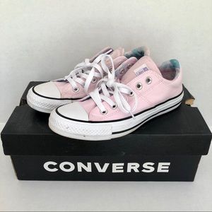 Women’s converse madison shoes 6.5 pink